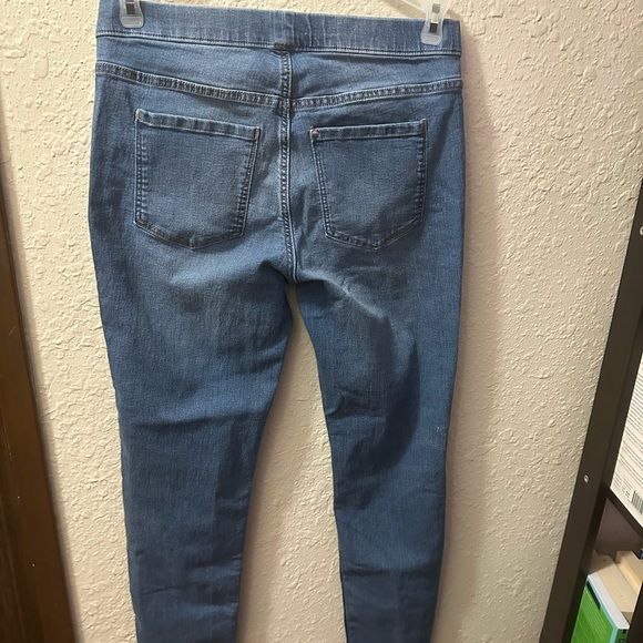 H & M jeans excellent used condition - Picture 5 of 6